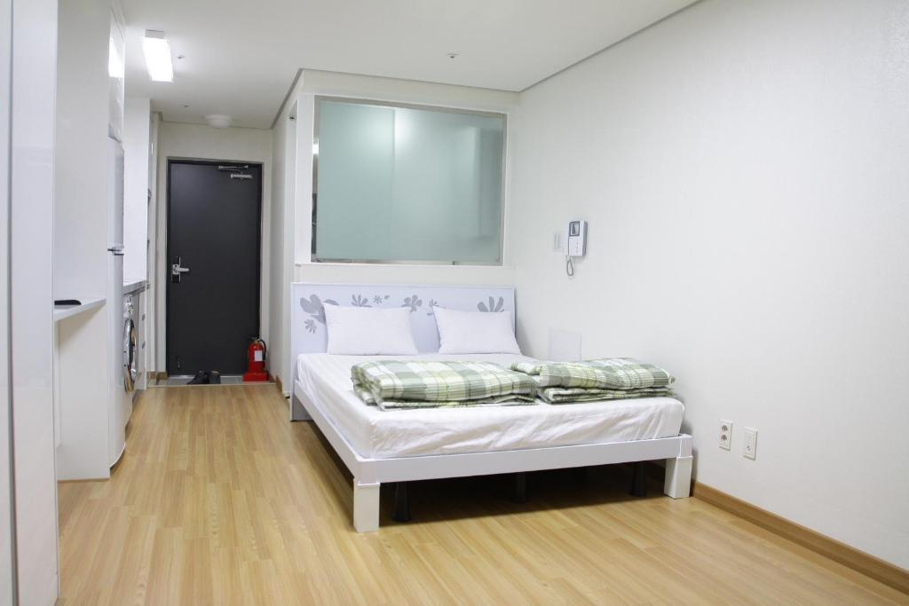 Hostel Phil House Guri Pokoj fotografie
